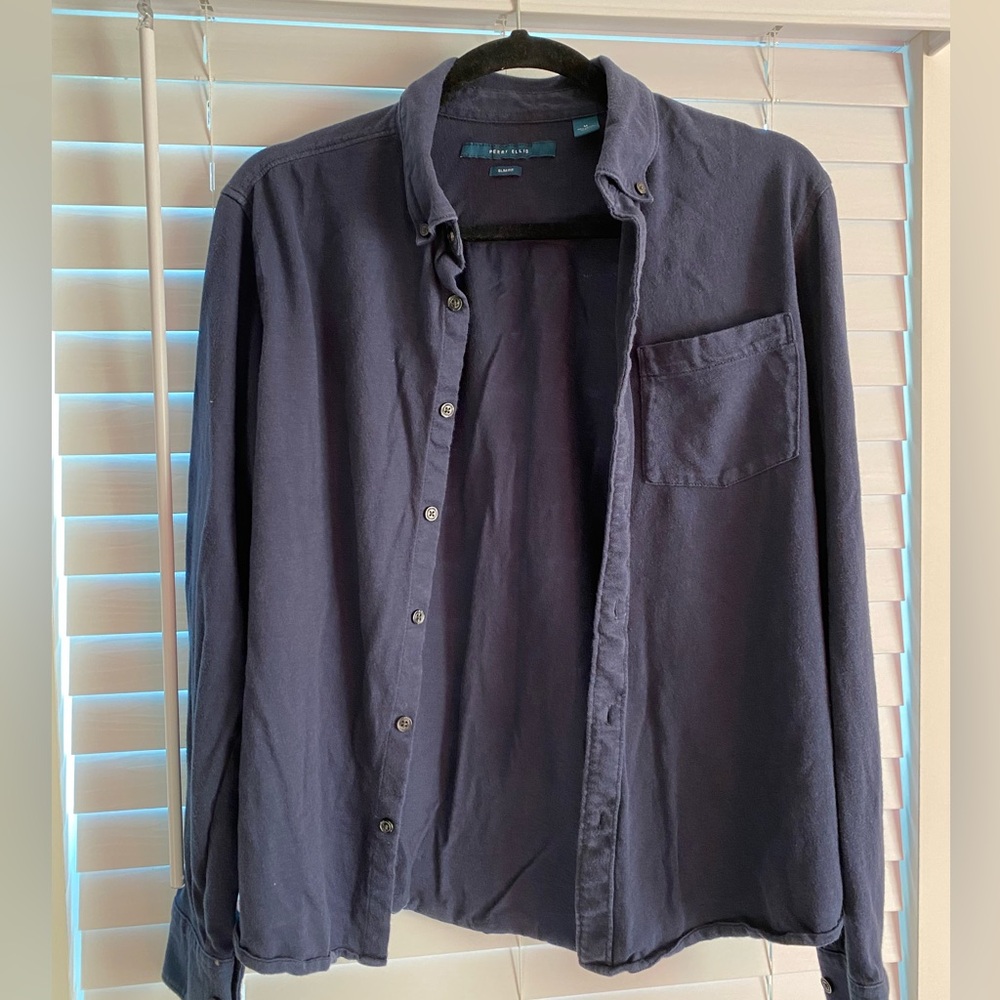 Perry Ellis Medium Long Sleeve Button Down Shirt
